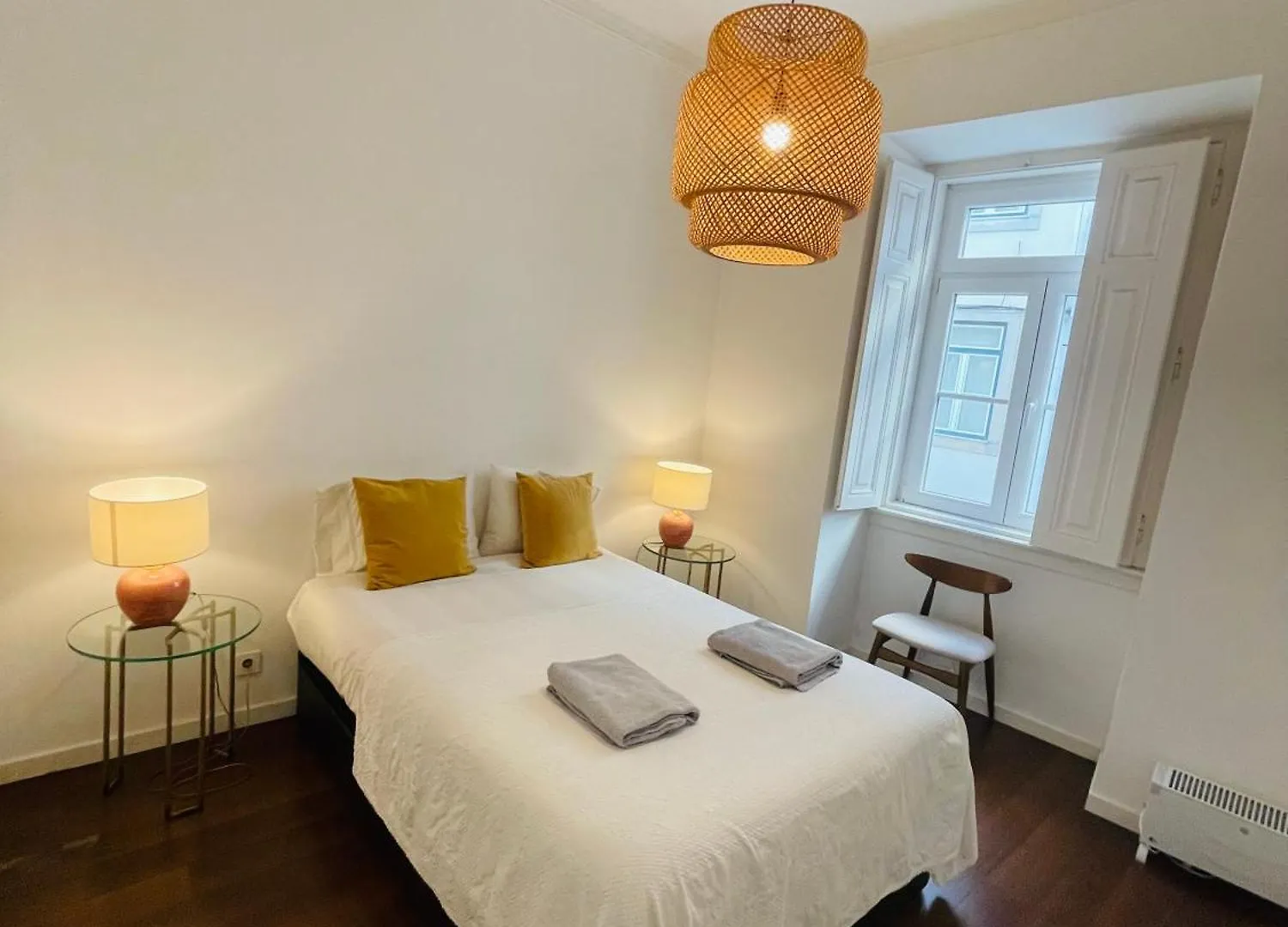 Bica Charming 2 Rooms Lisbon